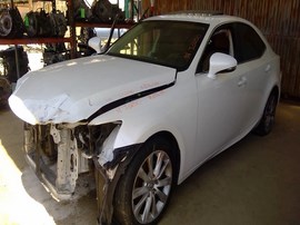2014 IS250, WHITE, 2.5L, AT.   Z26381